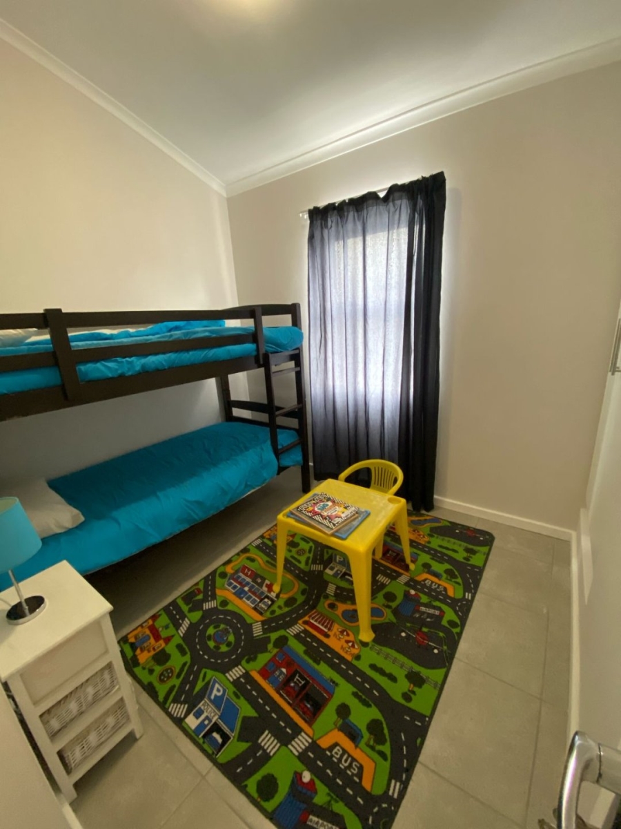 2 Bedroom Property for Sale in Stratford Green Western Cape